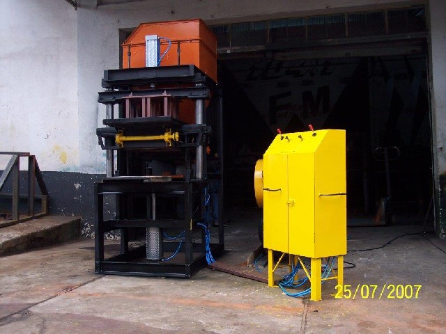 Foto 1 - Maquina mod 1200