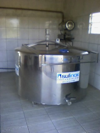 Foto 1 - Tanque de leite  em inox para 2100 litros